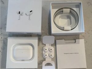 Apple AirPods Pro (2nd Generation)
