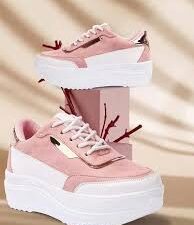 Woman's Shoes