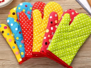 Anti-Scalding Oven Gloves – Heat Insulation Hand Clip (1 Pc)