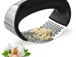 Arc-Shaped Garlic Press