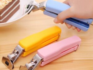 Anti-Skid Hot Dish Retriever Tongs – Stainless Steel with Silicone Handle