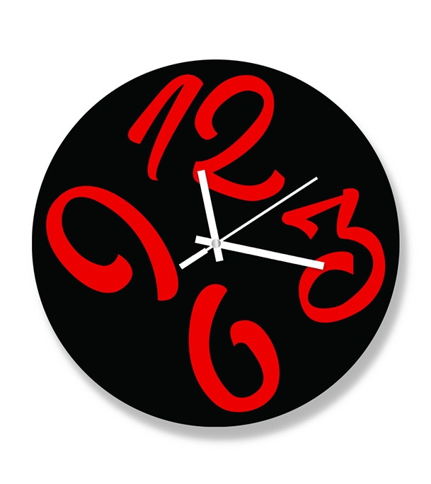 0497296_valentine-thematic-wooden-board-wall-clock