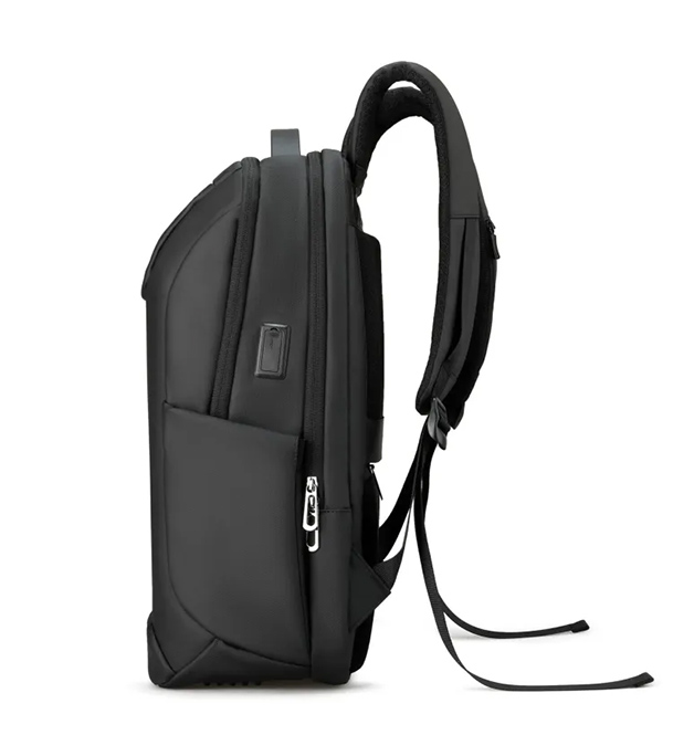 0577802_mr9111x-black-backpack-usb-charging-port-padded-strap-for-156-laptop-and-tablet
