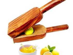 Wooden Lemon Squeezer Juicer Crusher Lemon Masher for Home and Kitchen 1pcs