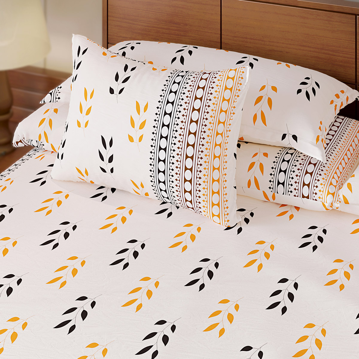 0648035_regal-bed-sheet-yellow-black-leaf