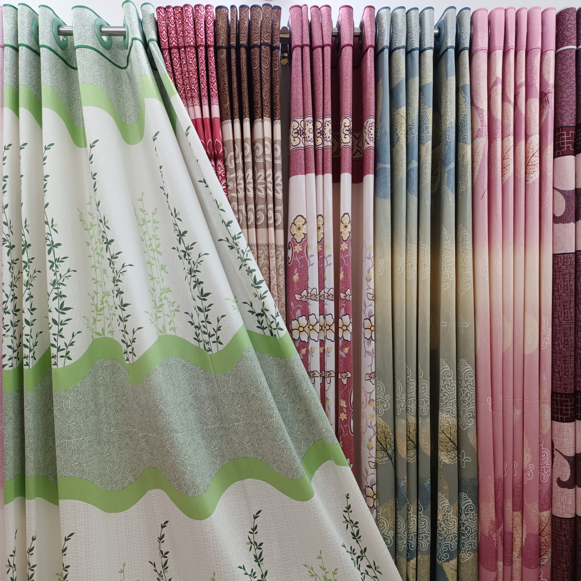 0726720_luxury-special-curtain-4-kuchi
