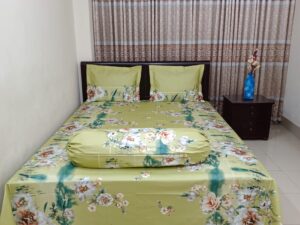 King Size Bedsheet with Two Pillow Covers