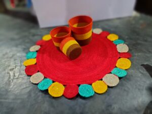 1 Piece 3ft Jute Rug + 3 Pieces Plant Basket – 4 Piece Set