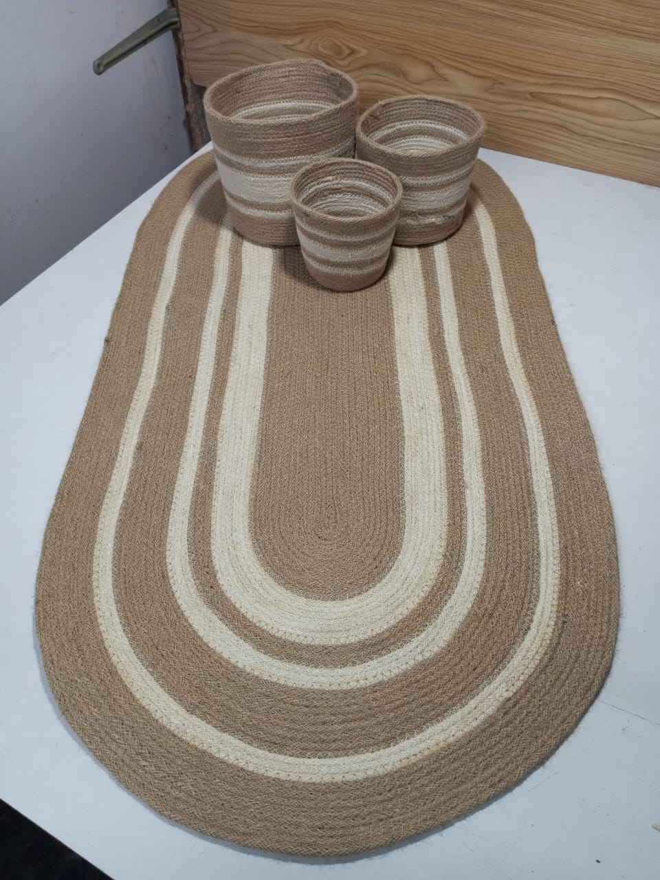 0770743_1-pieces-oval-jute-mat-and-3-pieces-basket-4-pieces-set-mat-size-24ft-