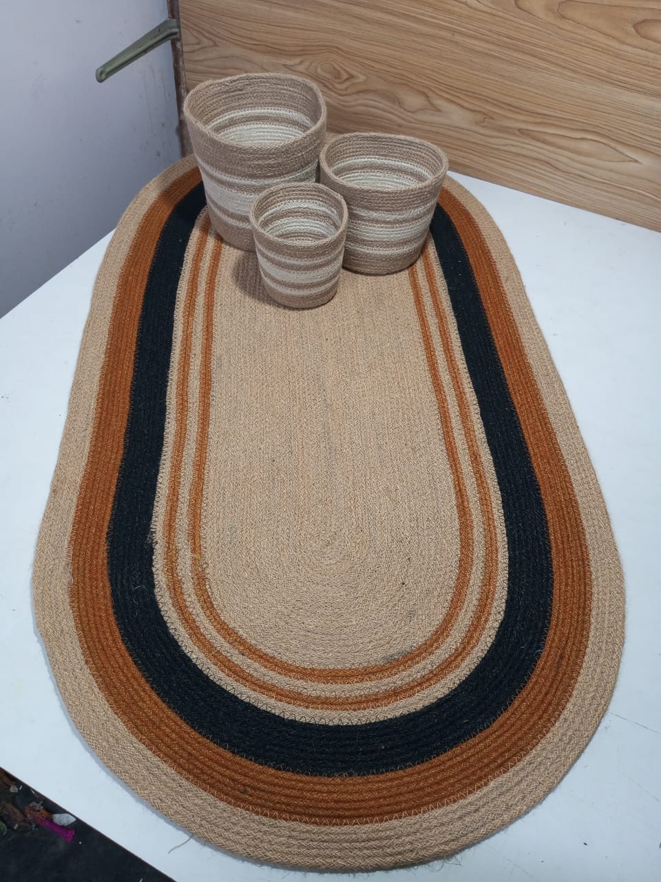 0770744_1-pieces-oval-jute-mat-and-3-pieces-basket-4-pieces-set-mat-size-24ft-
