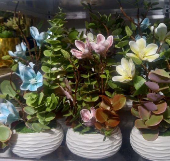 0857402_unique-artificial-orchid-flower-3-colour-are-available-like-given-the-photo