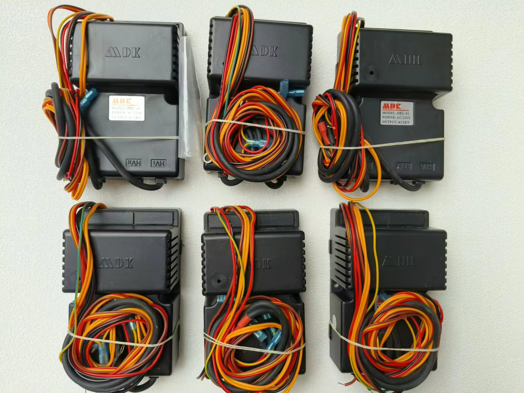 1048008_mdk-gas-oven-pulse-igniter-dkl-01-black-electric-pulse-sparker-igniter-gas-oven-pulse-ignition-contr