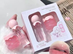 LEE INTO Strawberry Lightweight Lips Set – Clear Glass Moisturizing Lip Balm & Transparent Lip Oil