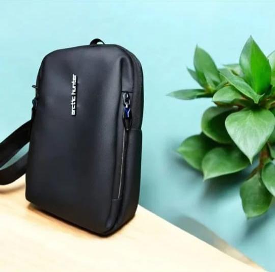 1218480_new-arctic-hunter-b054-water-resistant-anti-theft-backpack