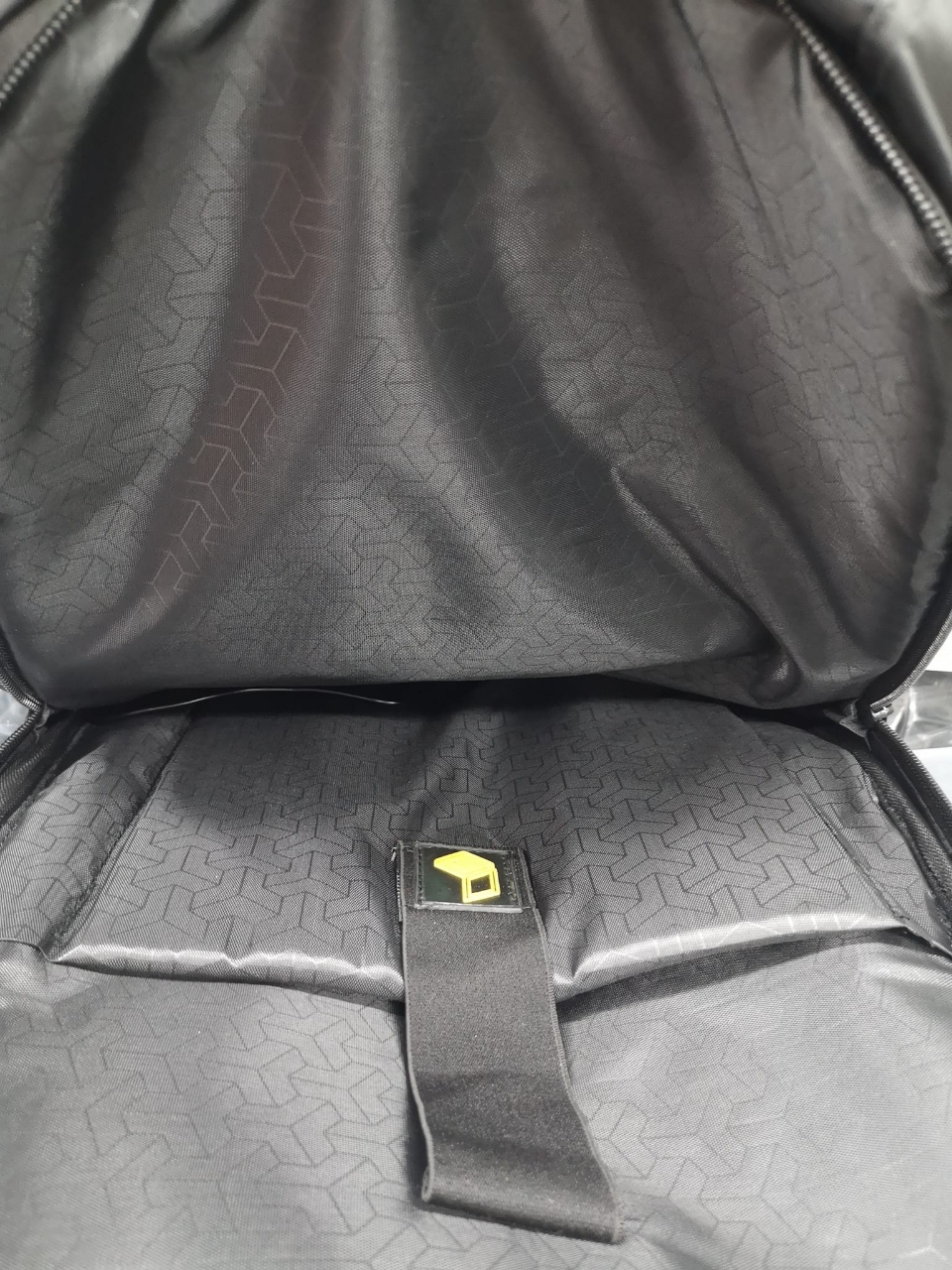 0626254_my-shopee-bd-arctic-hunter-fabric-light-weight-fans-backpack-for-men-fashionable-backpack-for-boys-s