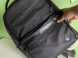 Arctic Hunter B00536 i-Raze Laptop Backpack 15.6″ – Light Water-Resistant Casual Oxford Bag