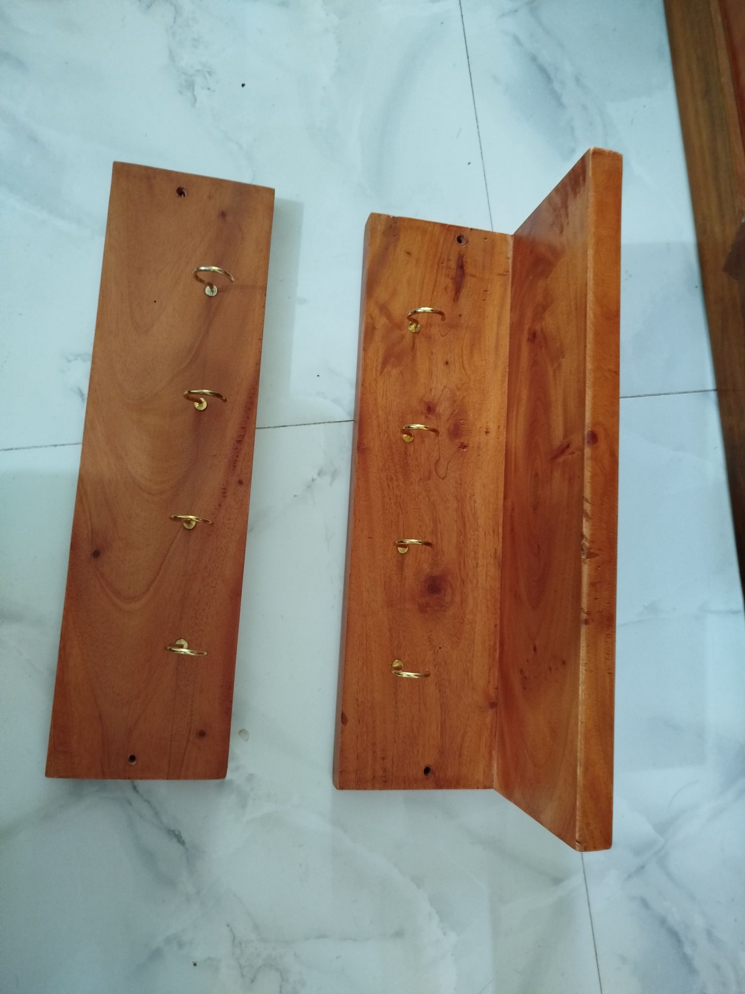 0914012_wooden-wall-mount-cup-rack-kitchen-bar-8-mug-hooks-mug-cup-holder-for-carafes-tea-cups-coffee-mugs