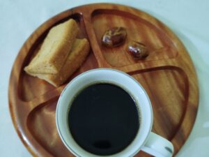 Modern Wooden Breakfast Tray (9" x 9") – Stylish Serving Tray for Snacks, Tea & Breakfast