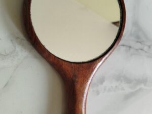 Modern Wooden Hand Mirror (9" x 4.5") – Elegant Handheld Mirror for Daily Use & Décor