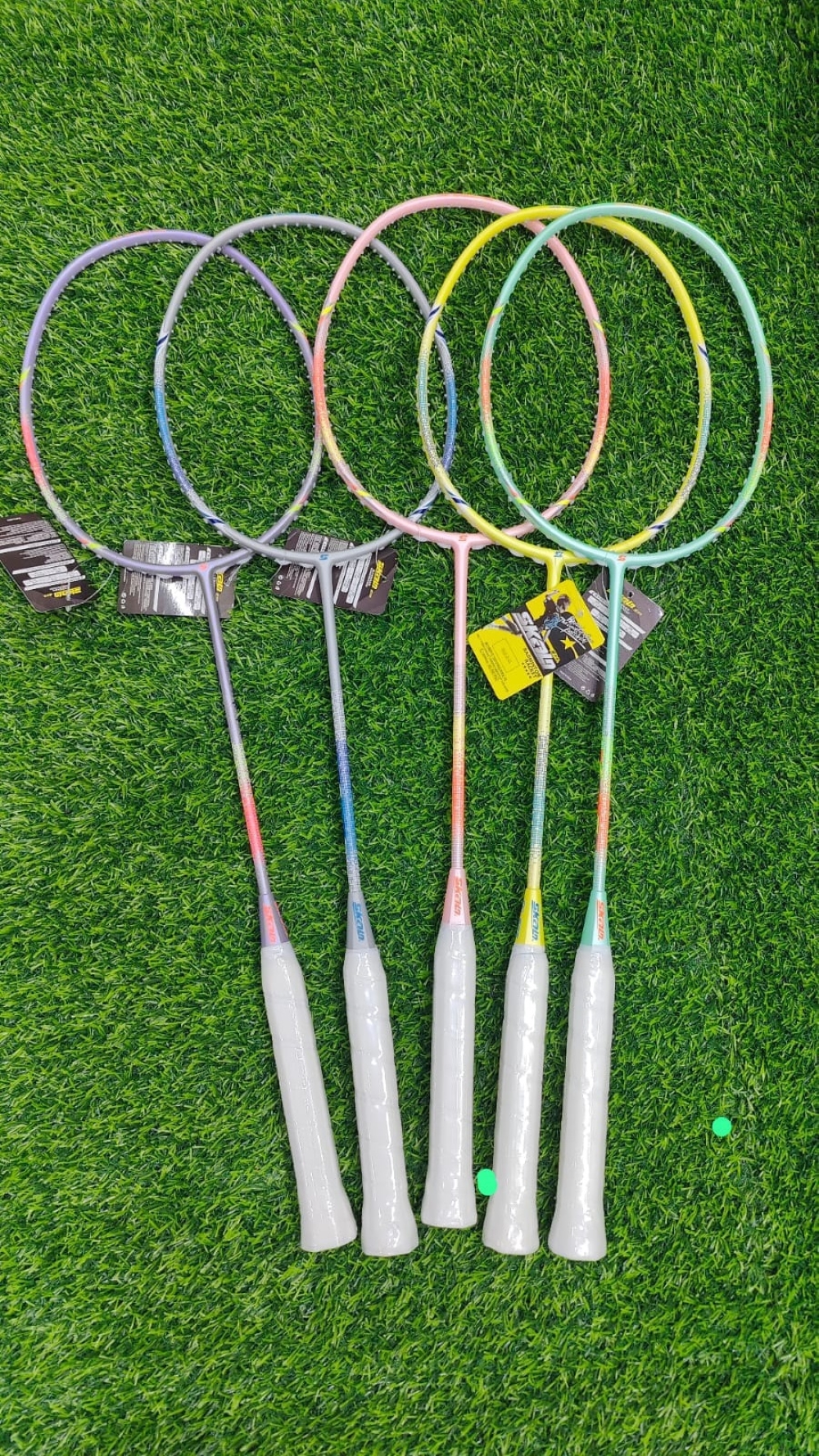 1003193_badminton-racket-skalo-sports-fitness