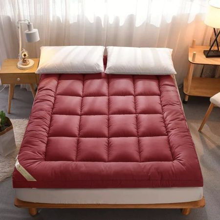 1101602_delux-20-ounse-57-feet-topper-mattress-for-bed-4-kg