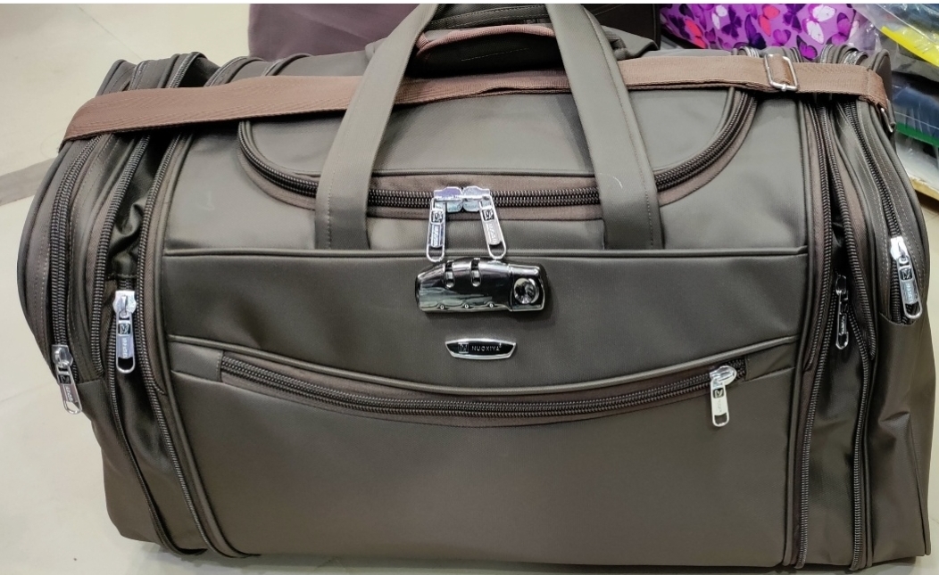 1171958_nuoxiya-travel-bag-lock-system-large-square-shaped-medium-size-waterproof-washable-storage-capacity-