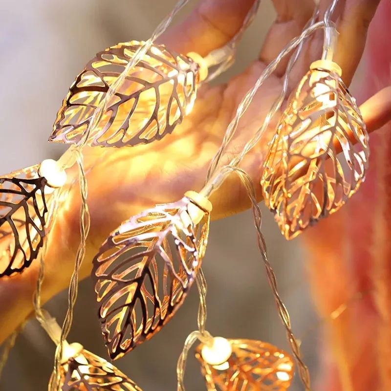 1370800_metal-fairy-light-3d-leaf-shape-golden-color-current-driven-pieces-set