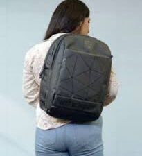 15 Inch Stylish Water-Resistant Arctic Hunter Laptop Backpack – Fan Edition