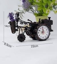 Non-Ticking Analog Alarm Clock – Creative Desk Decoration & Practical Timepiece