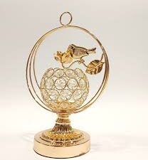 Metal Hanging Candle Holder – Elegant Decorative Accent for Home